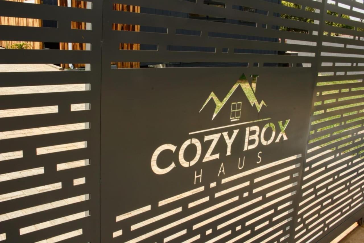 Cozy Box Haus Hotel Graskop Buitenkant foto